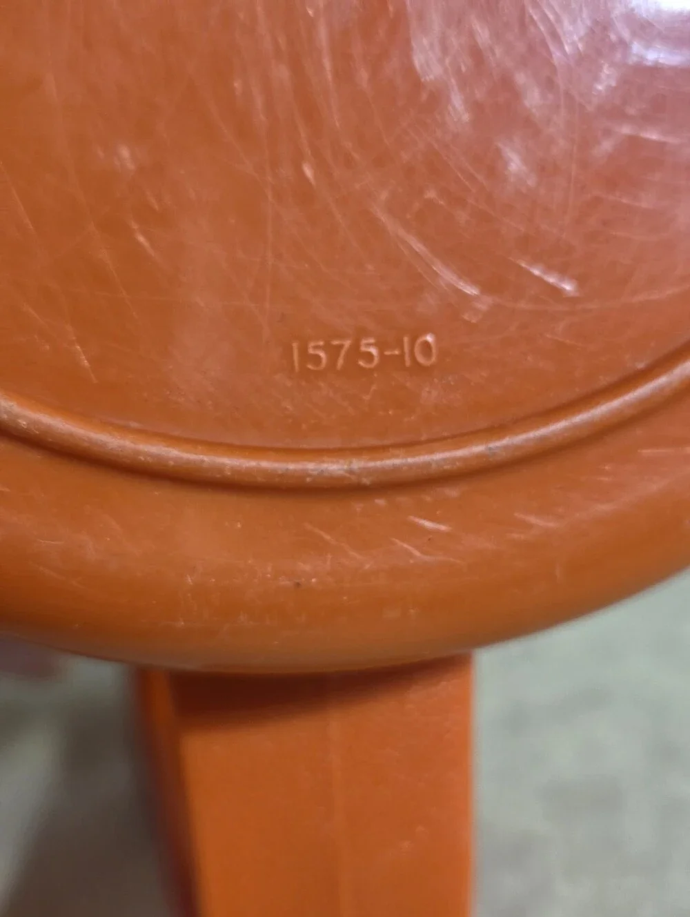 Tupperware - Vintage Harvest Orange 1.5Qt. Pitcher